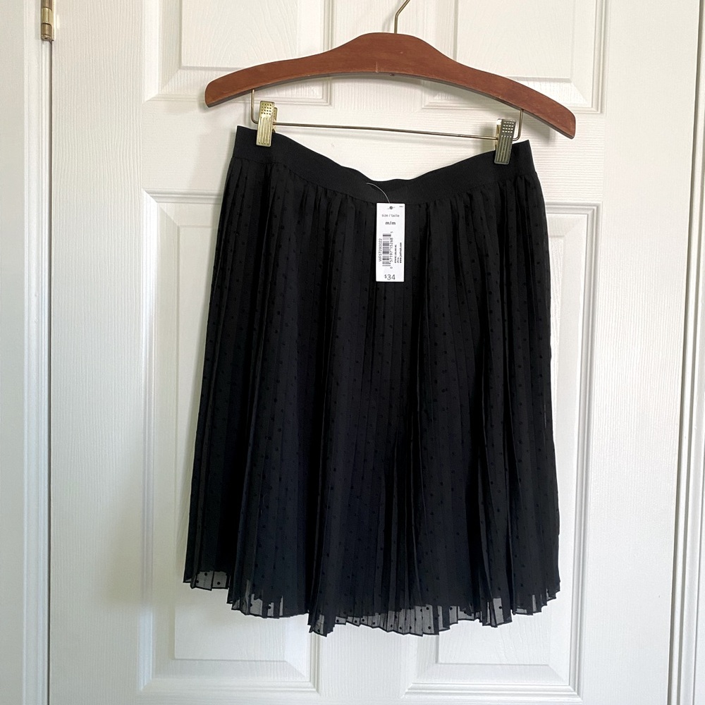 🎉HP🎉 BNWT Polkadot black skirt - Picture 6 of 6